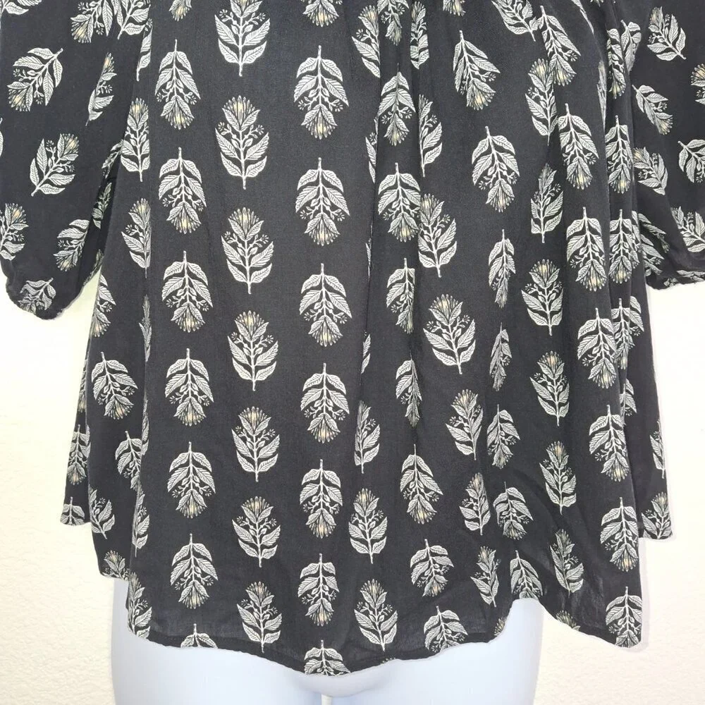 Old Navy Floral Blouse Sz L Puff Sleeve Flowy Tie Back Boho Coastal Neutral